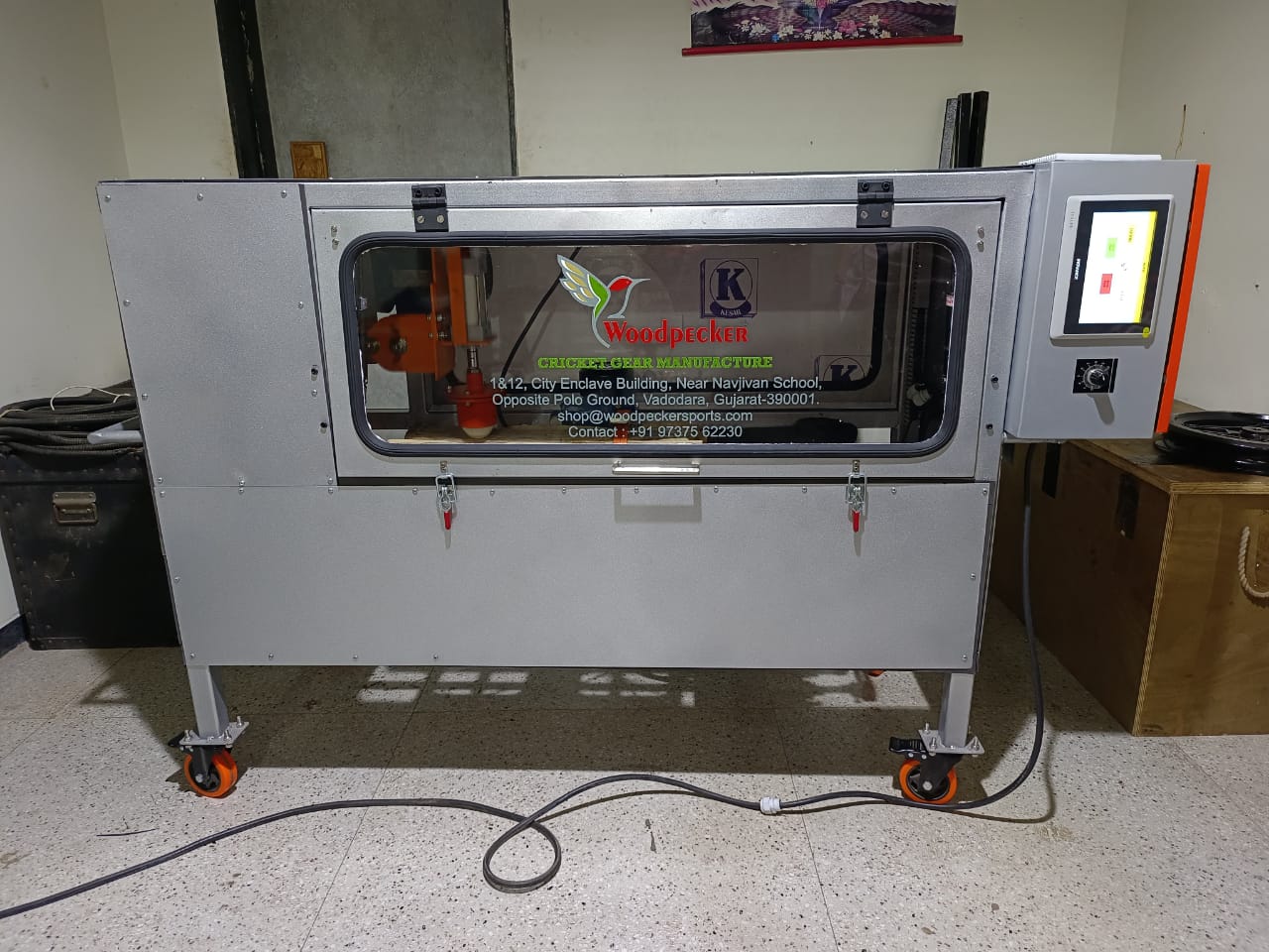 Cricket Bat knocking Machine (shipping Included)