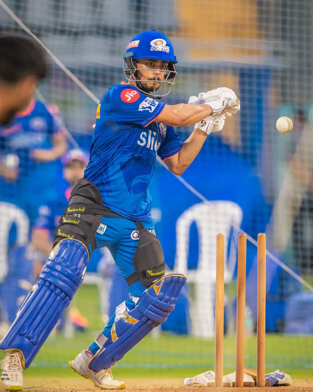 Armour X Thigh Guard 3 Strap (Black-Orange)