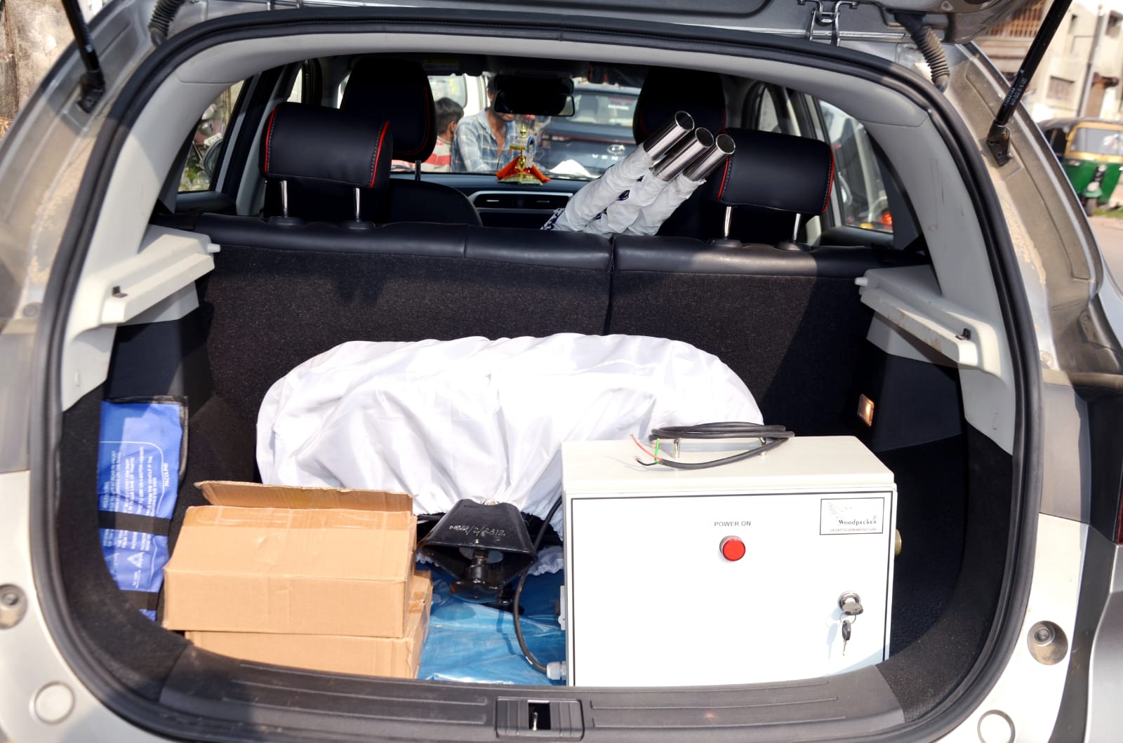 Cricket Two Wheeler Bowling Machine